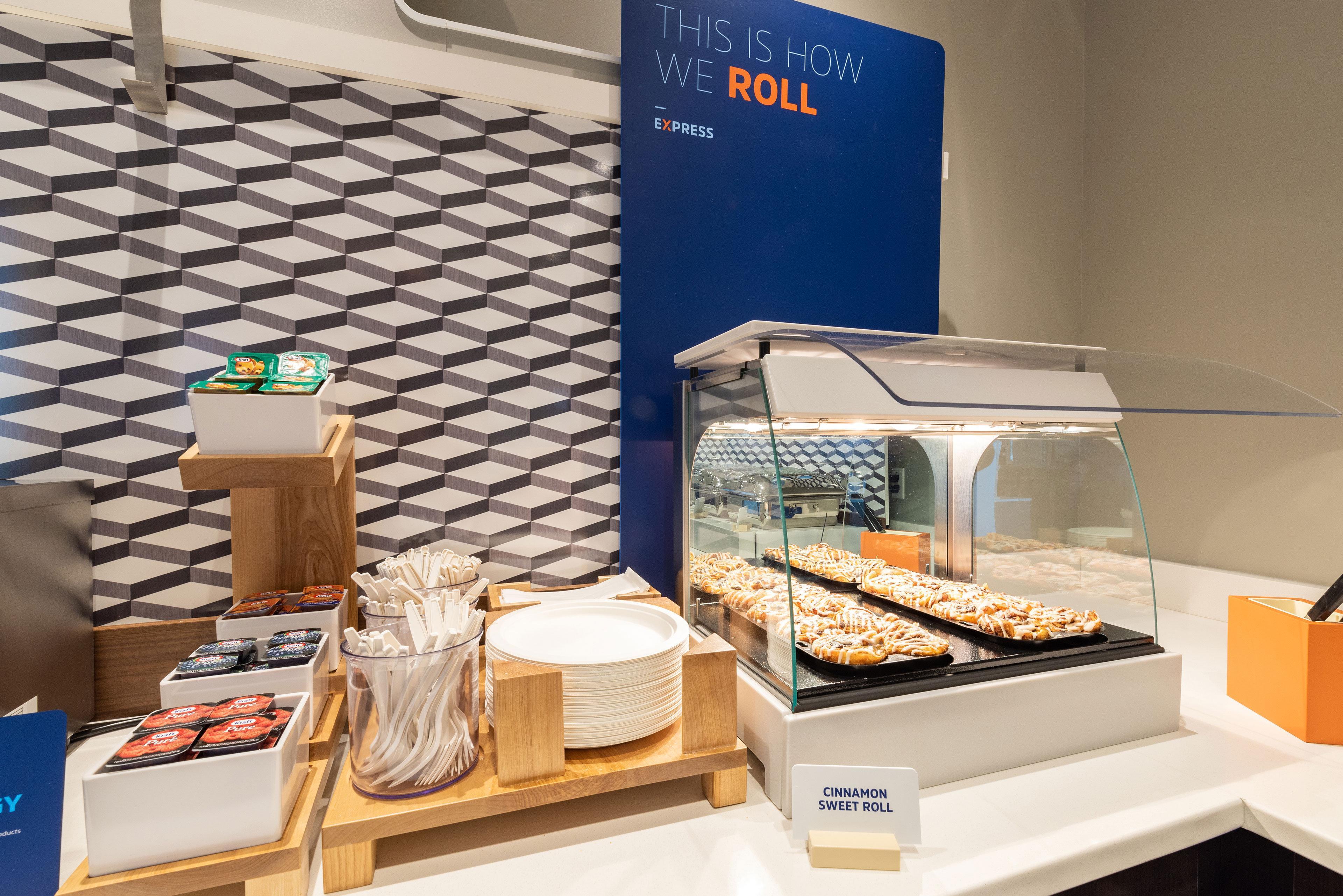 Holiday Inn Express & Suites - Madison By Ihg Luaran gambar
